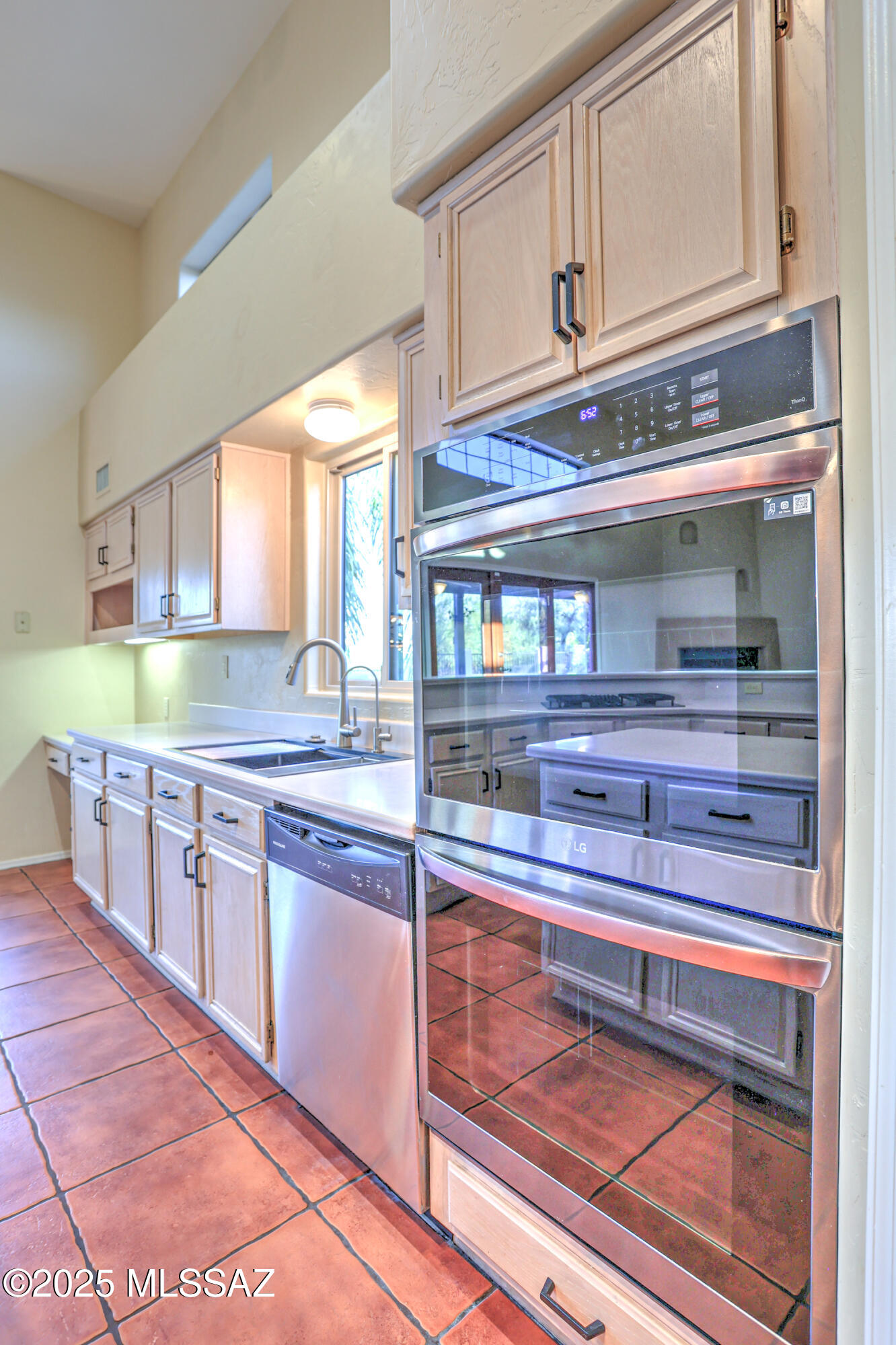 10830 N La Quinta Drive