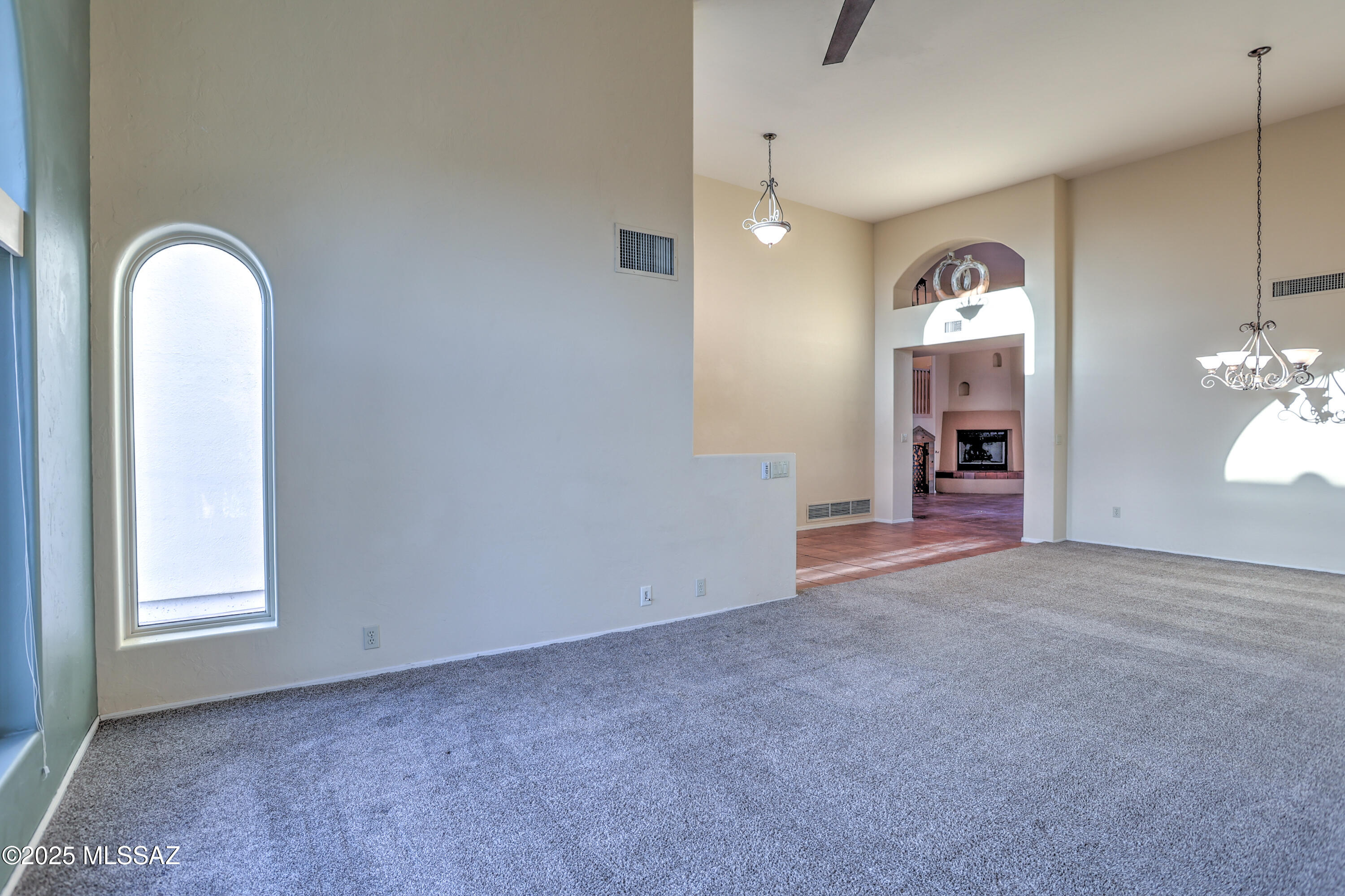 10830 N La Quinta Drive