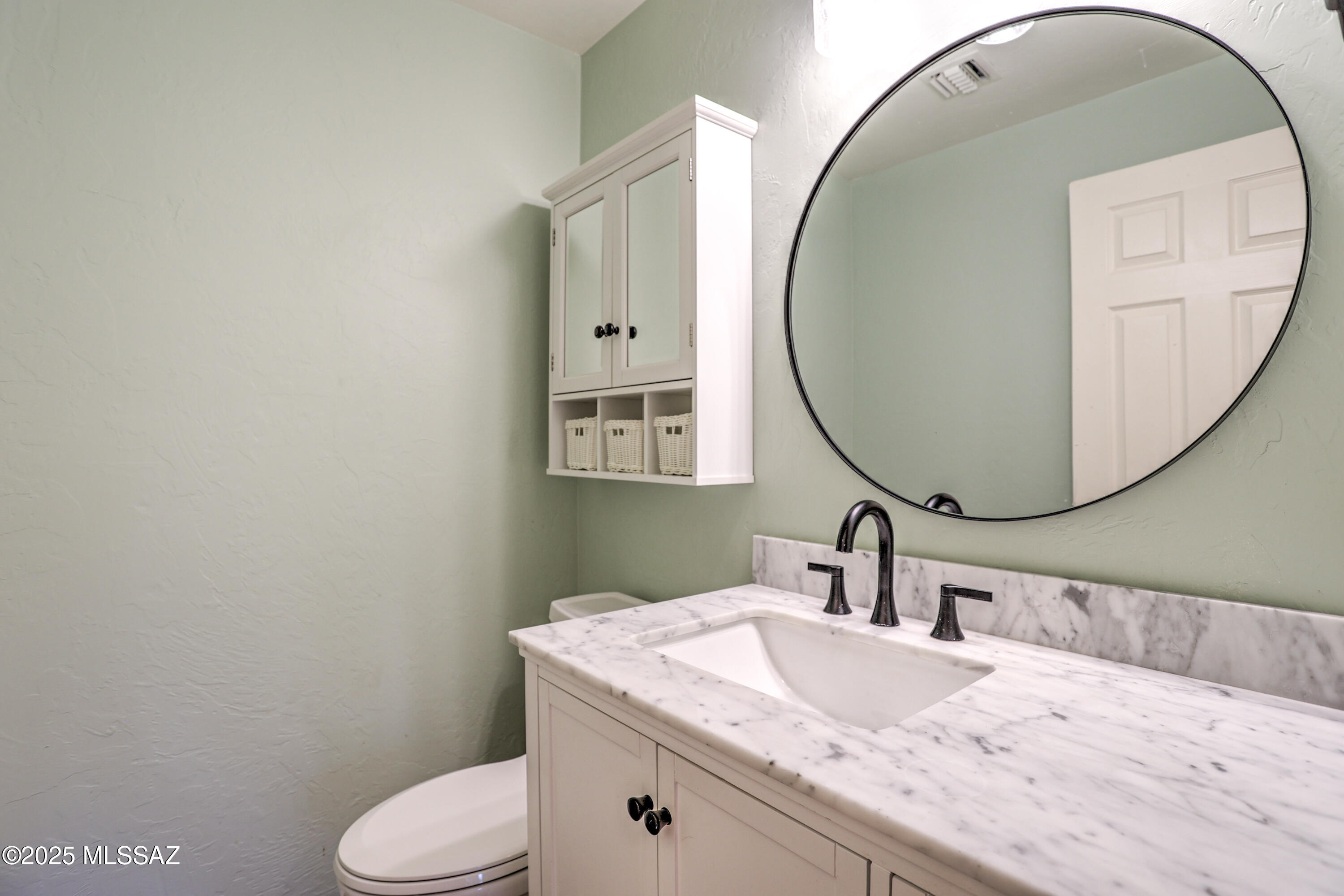 10830 N La Quinta Drive