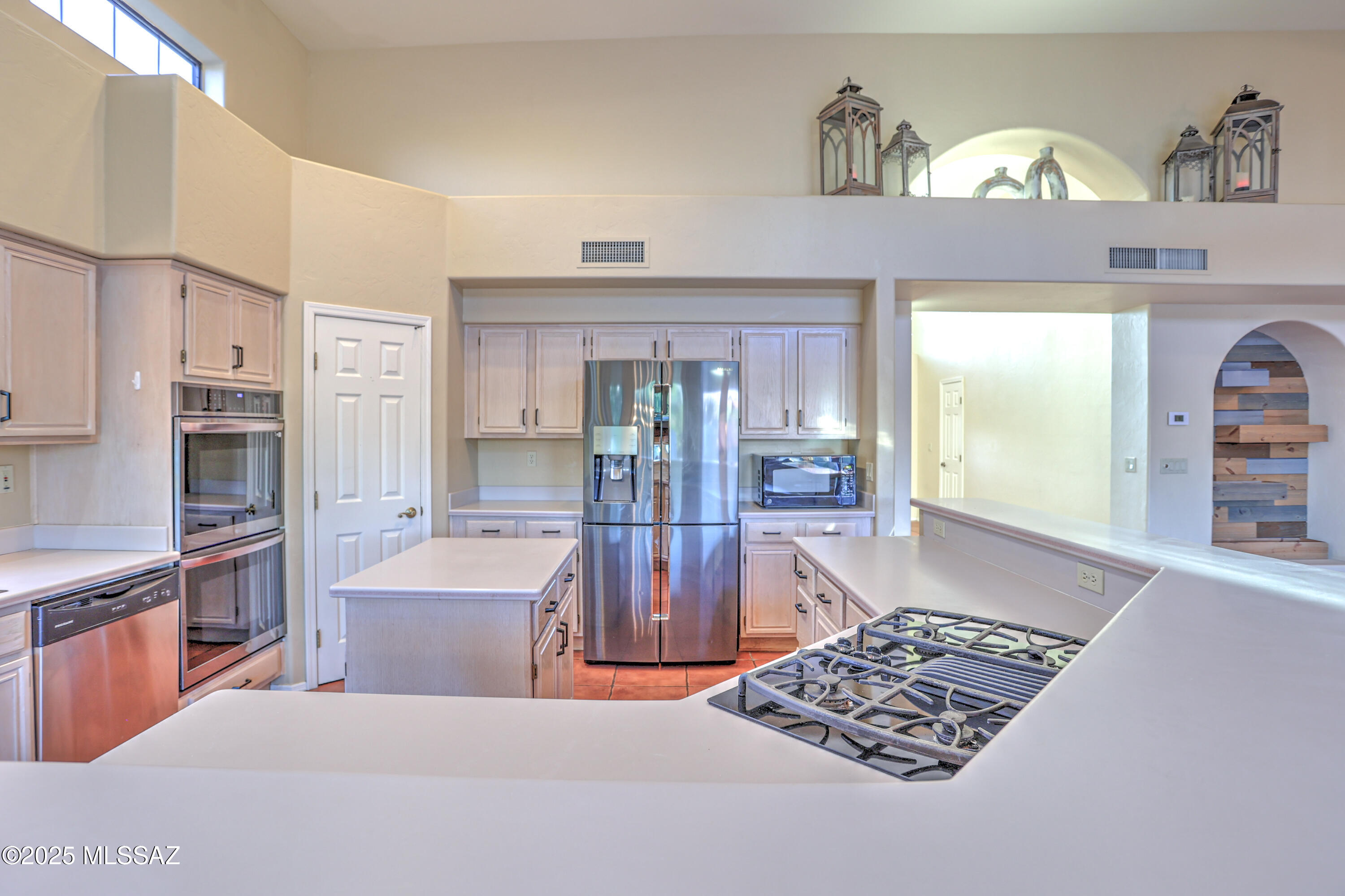 10830 N La Quinta Drive