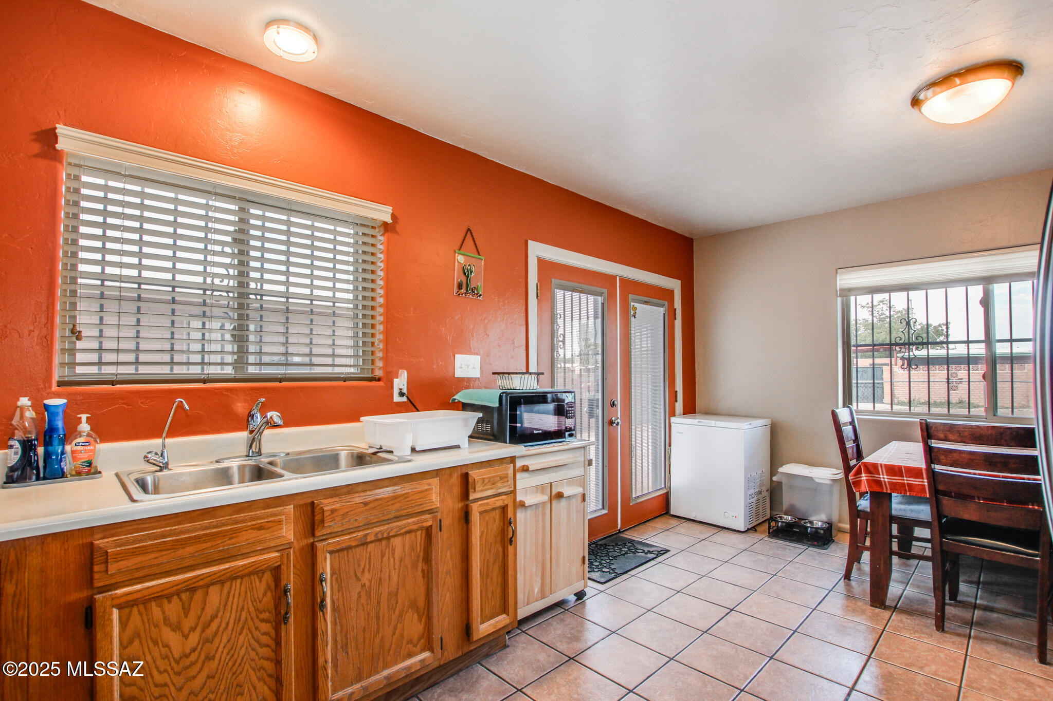 7165 S Geronimo Avenue