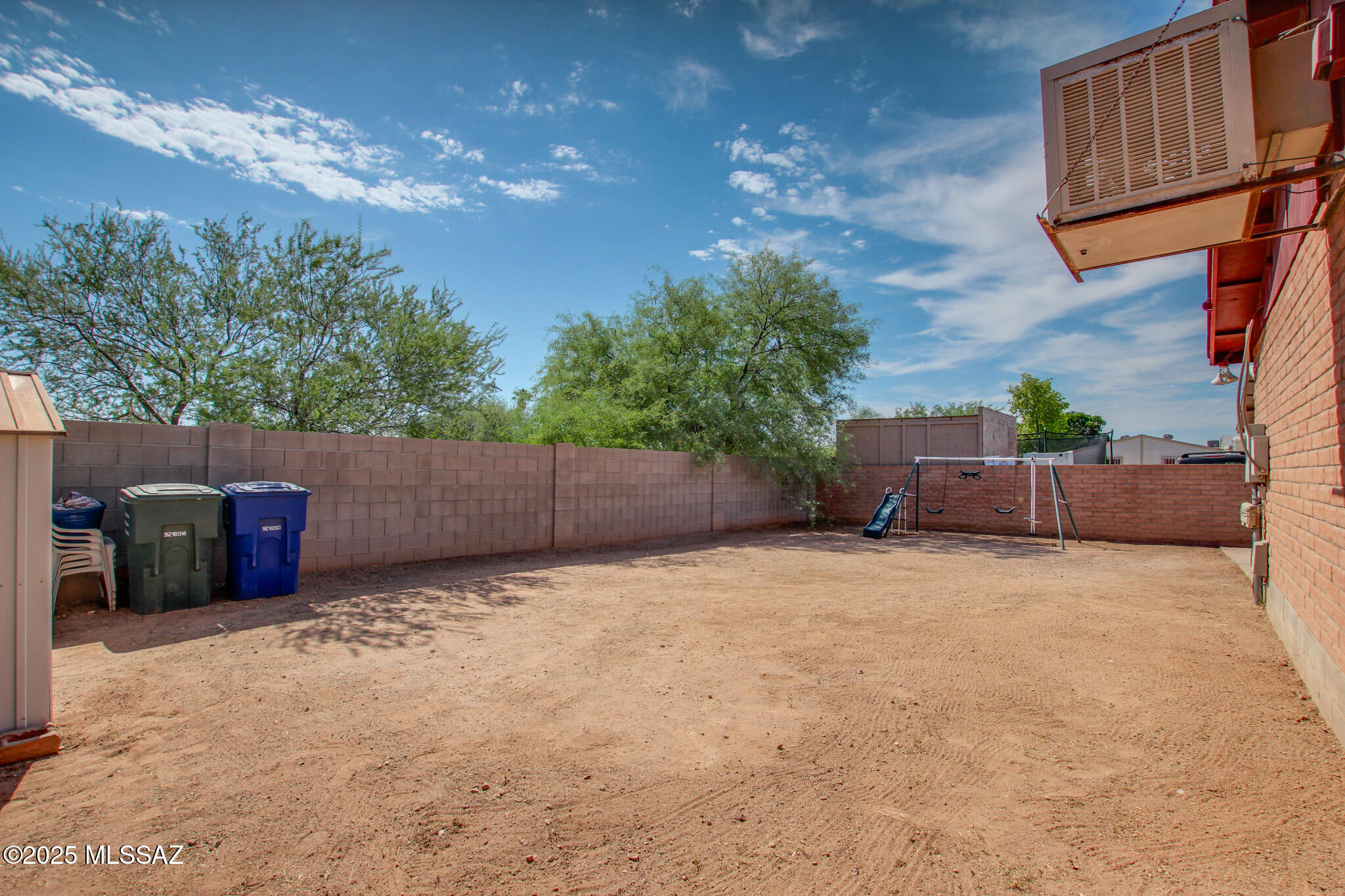 7165 S Geronimo Avenue