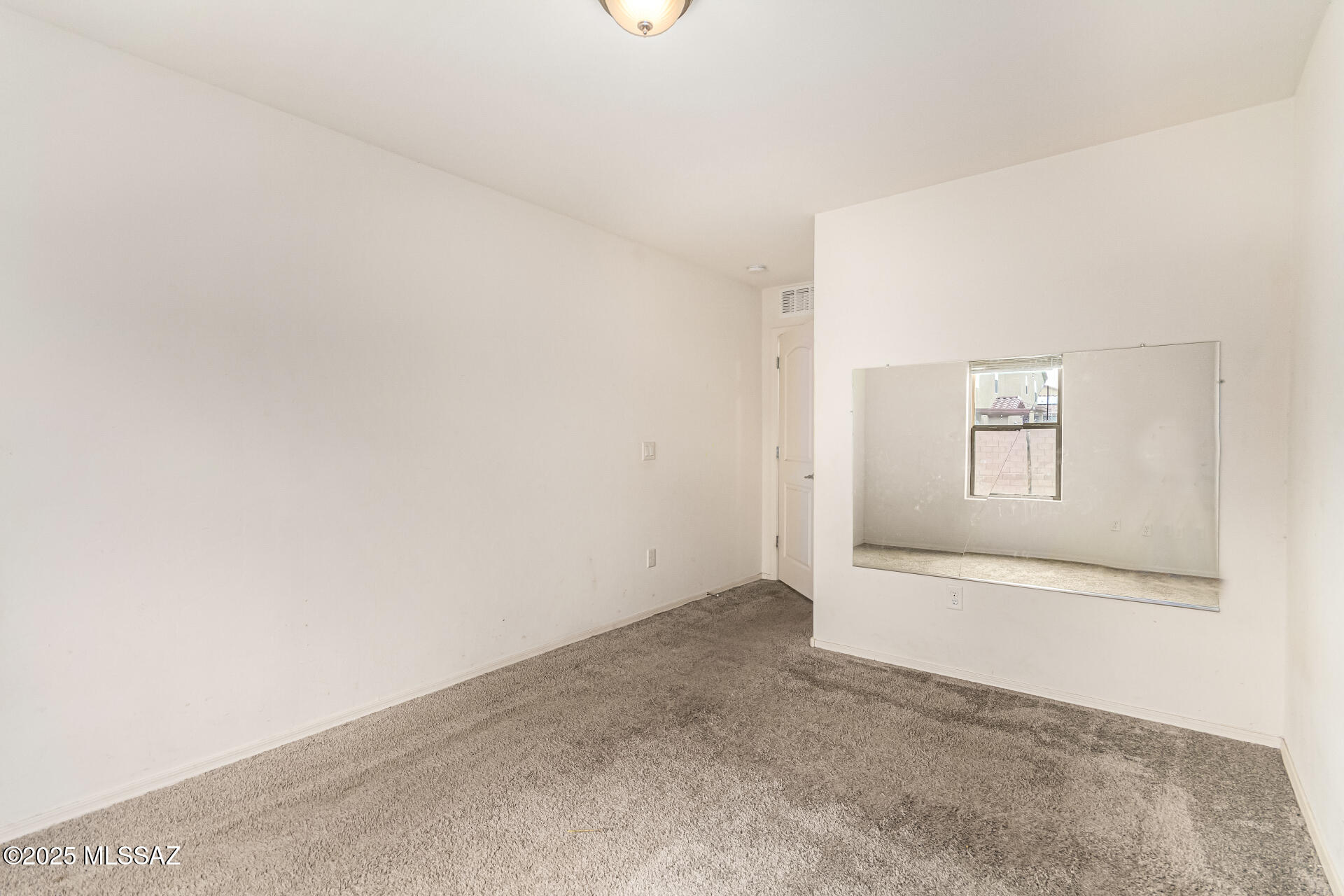 6284 S Nightjar Lane