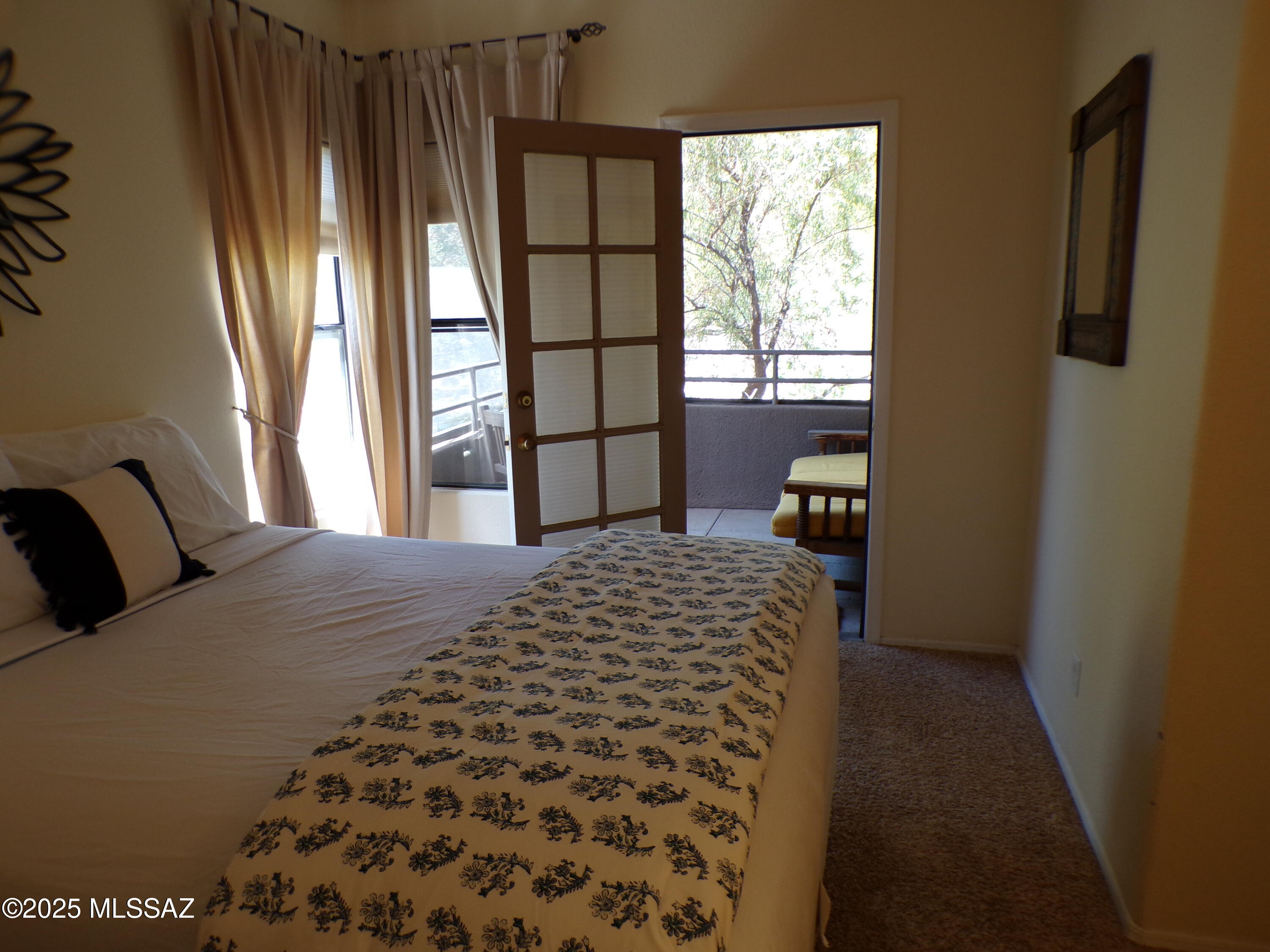 6655 N Canyon Crest Drive 19201