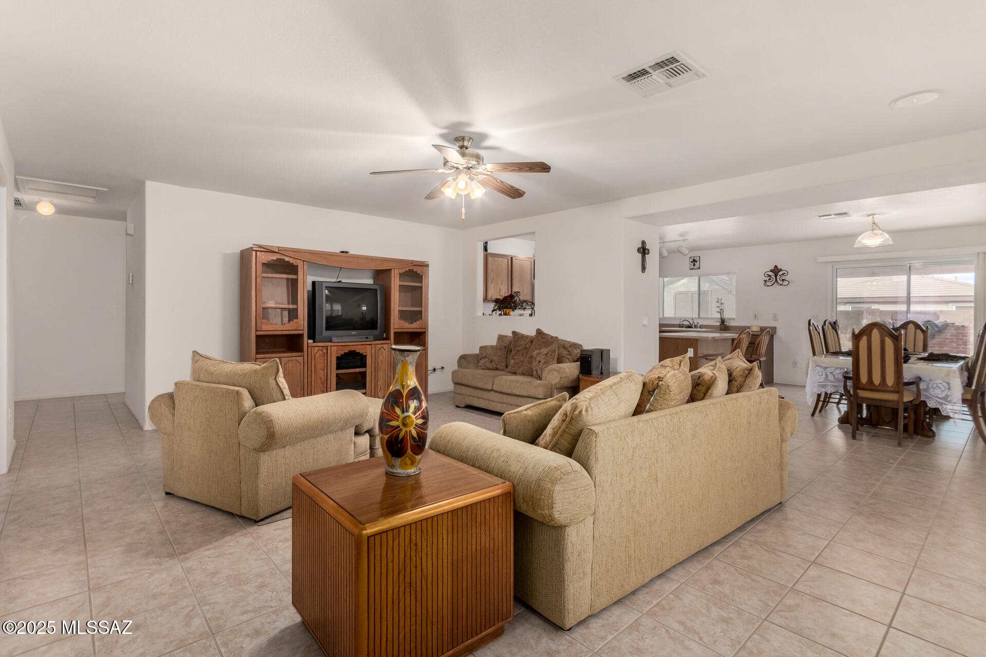 7612 W Gold Rock Place