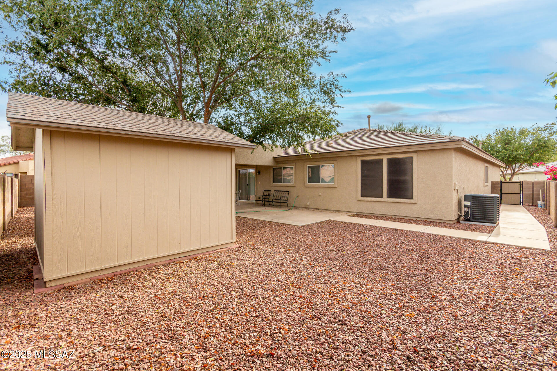 7612 W Gold Rock Place