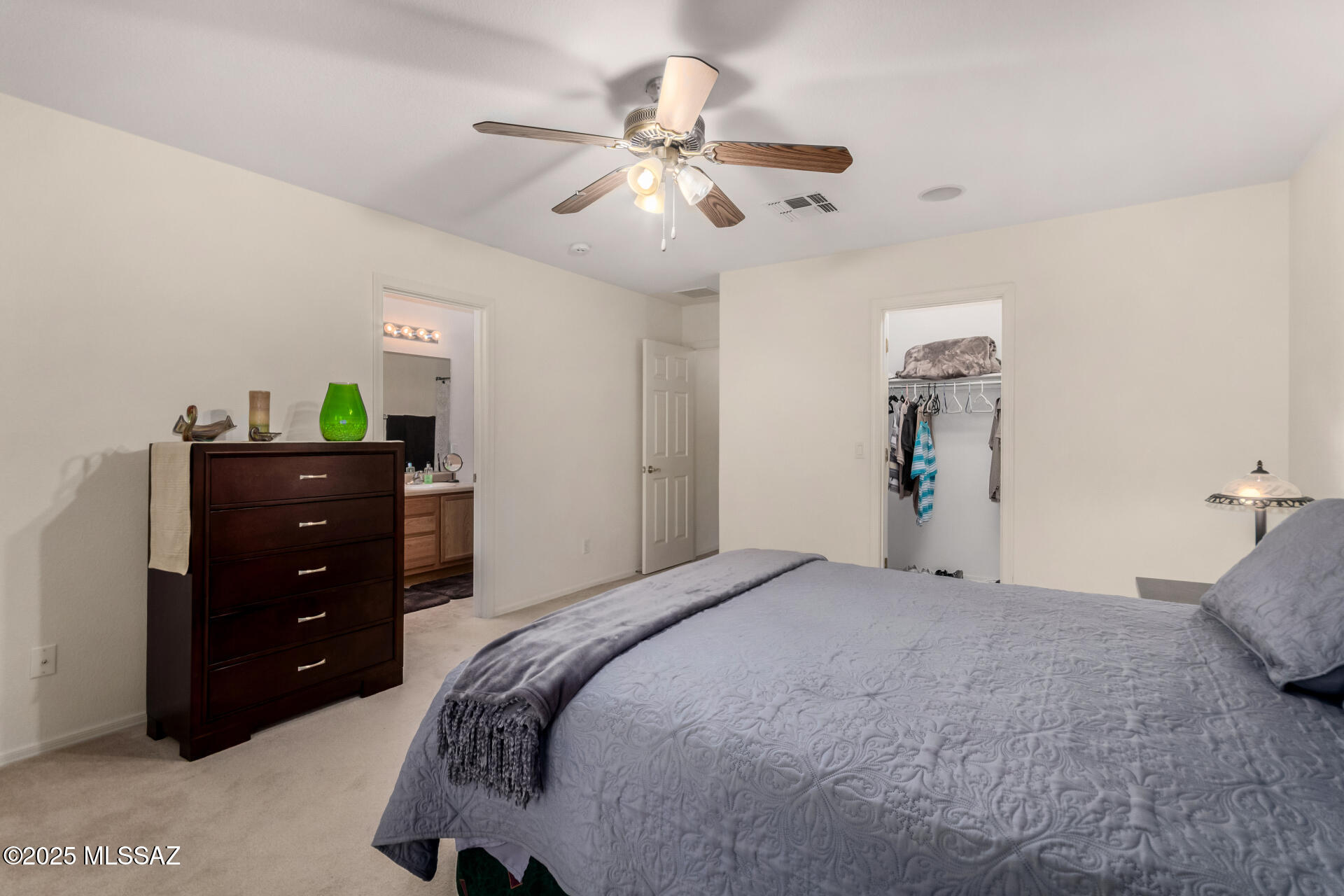 7612 W Gold Rock Place