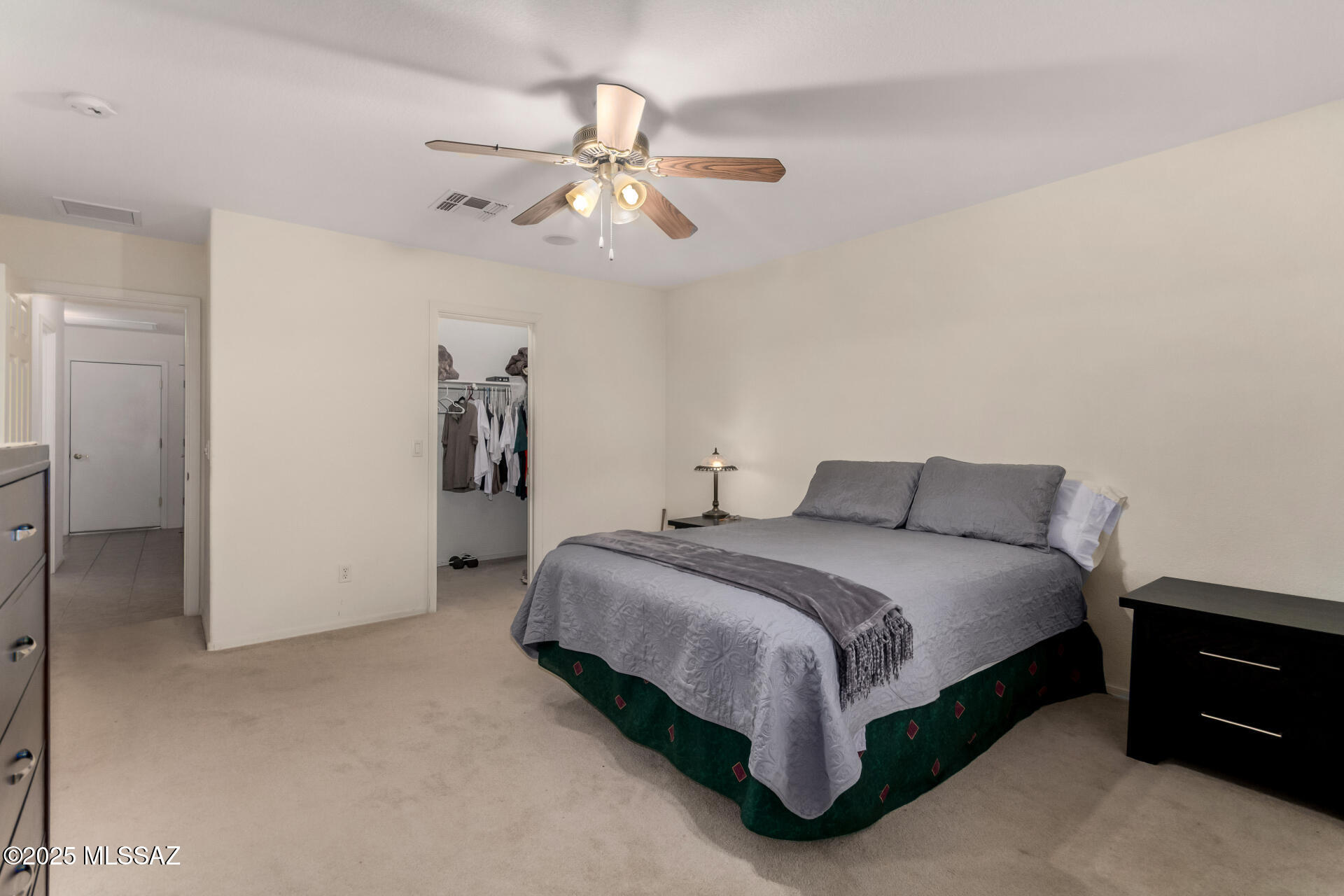 7612 W Gold Rock Place