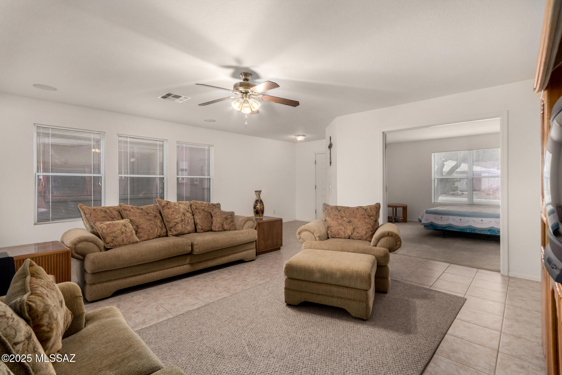 7612 W Gold Rock Place