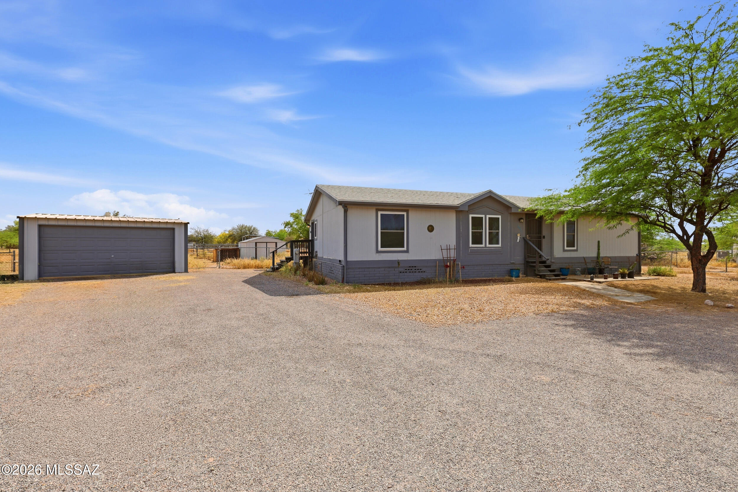16921 W Placita Dato