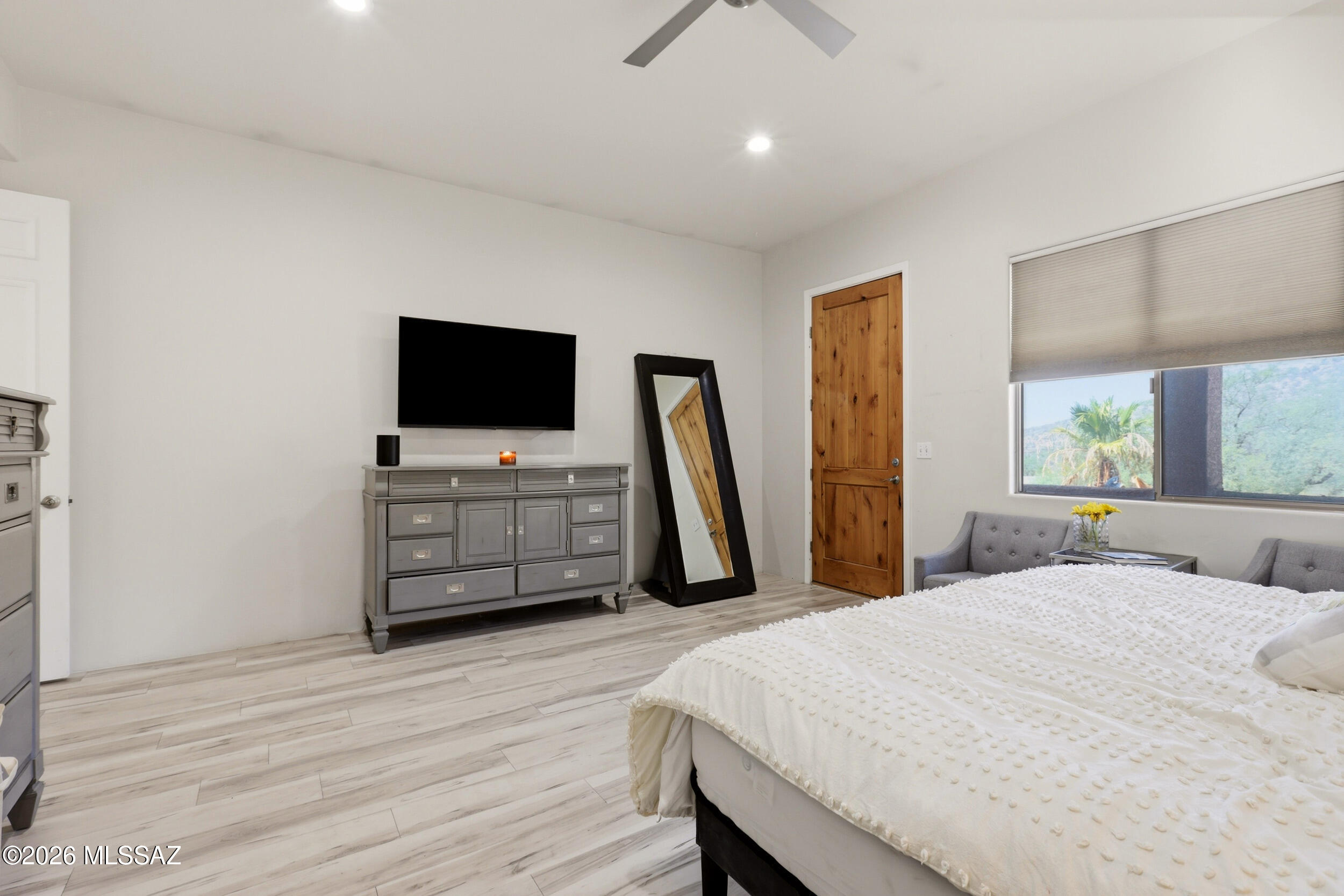 4000 N Flaming Sky Place