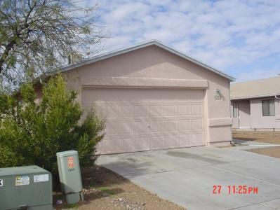 5904 S Woodcrest Drive