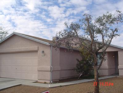 5904 S Woodcrest Drive