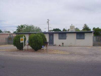 4402 E Sylvane Street