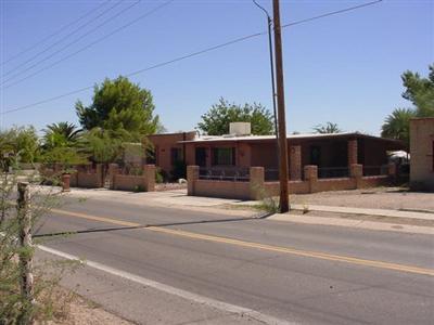 2711 W Nebraska Street