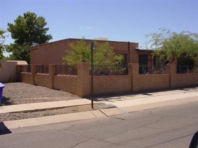 2711 W Nebraska Street