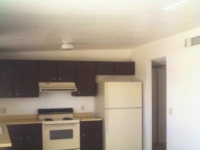 1609 E Calle Salamanca