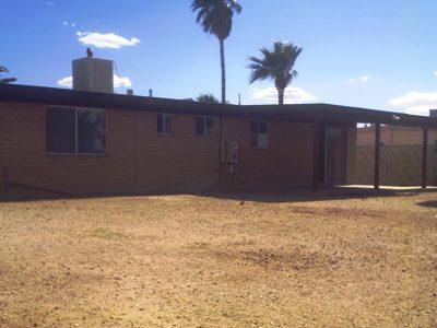 1609 E Calle Salamanca