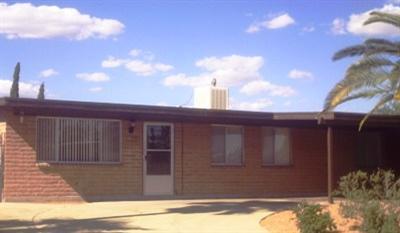 1609 E Calle Salamanca