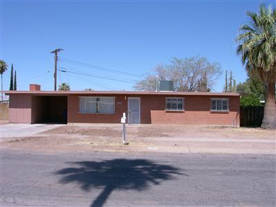 2402 S Calle Yucatan