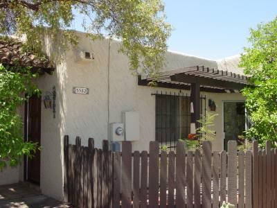 5582 N La Casita Drive