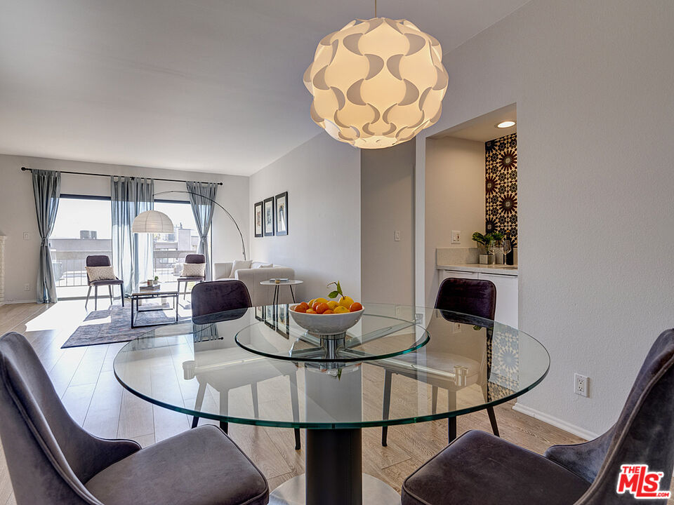 8180 Manitoba St Unit: 257