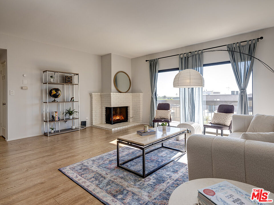 8180 Manitoba St Unit: 257
