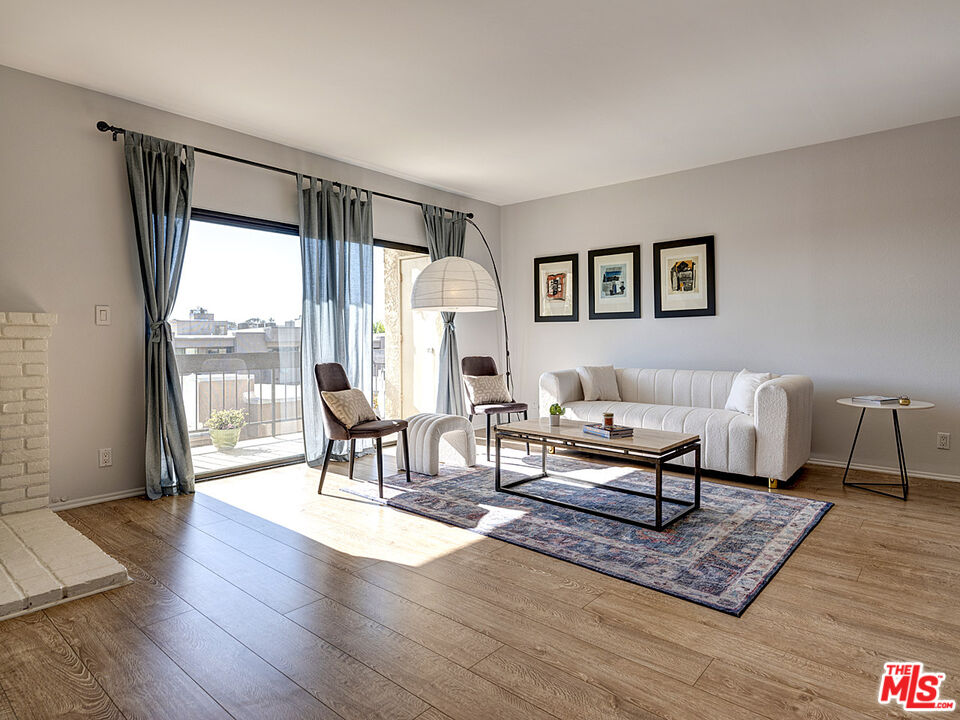 8180 Manitoba St Unit: 257