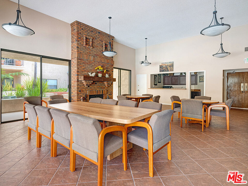 8180 Manitoba St Unit: 257