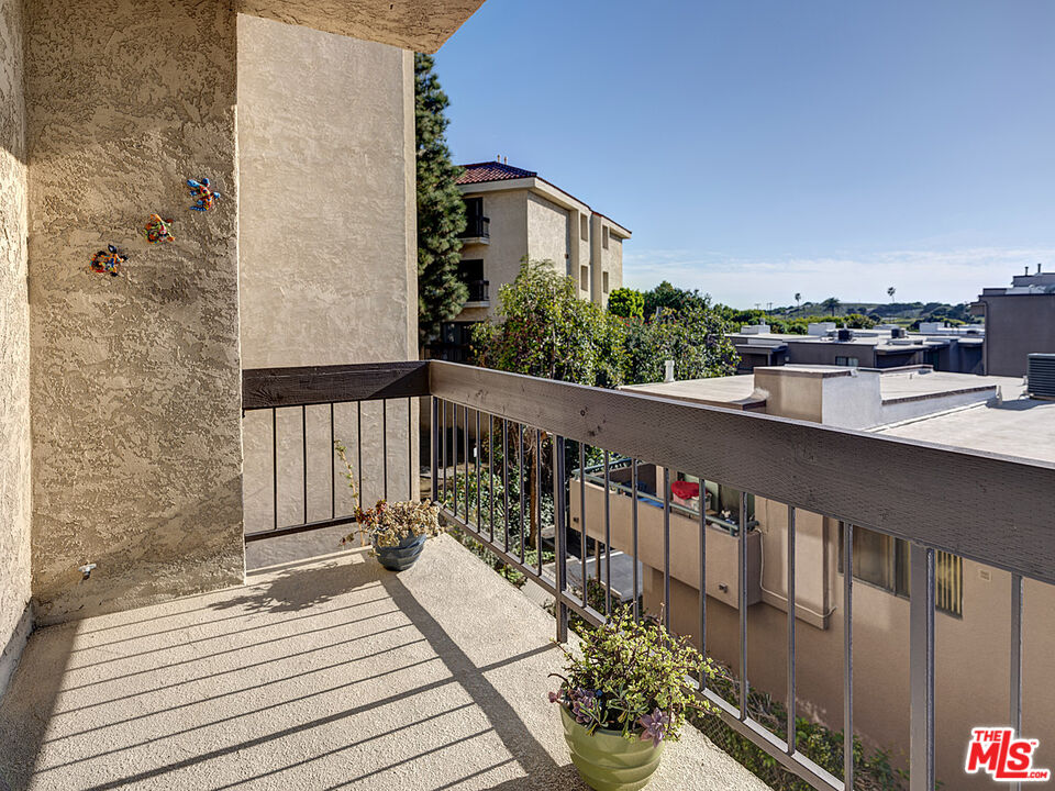 8180 Manitoba St Unit: 257