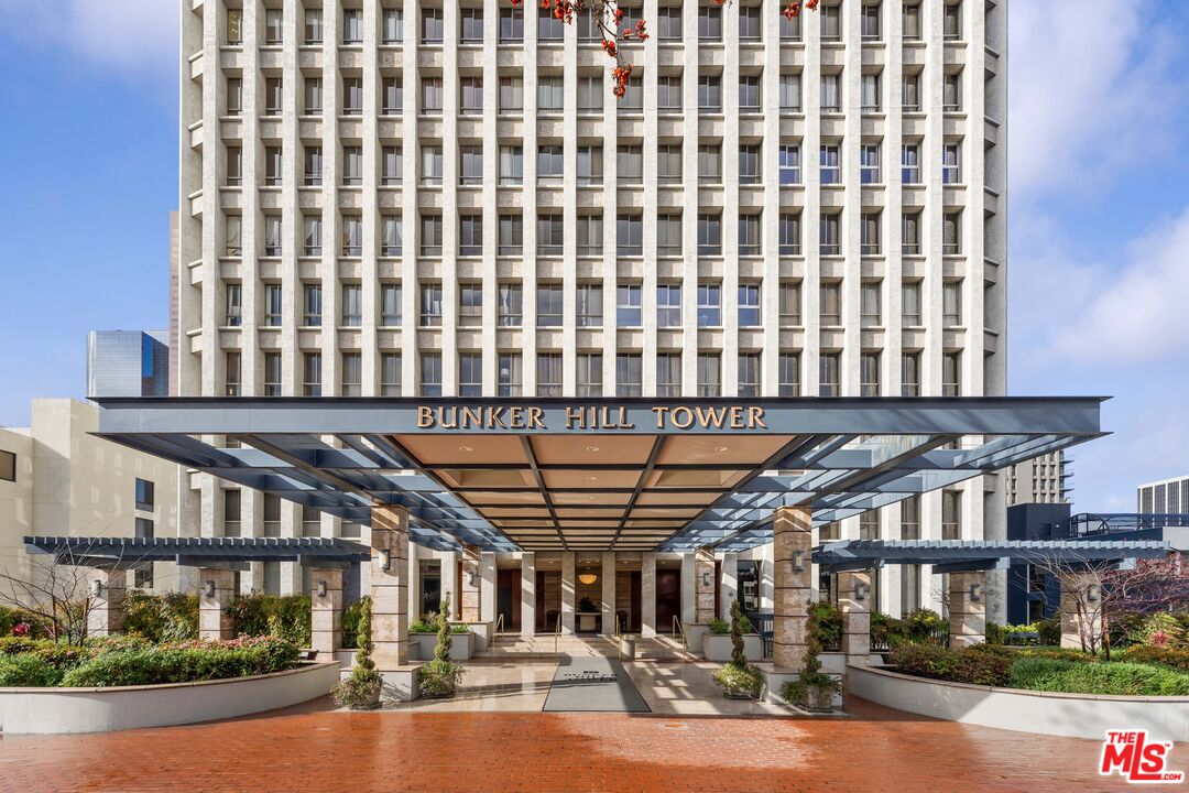 800 W 1st St Unit: 905