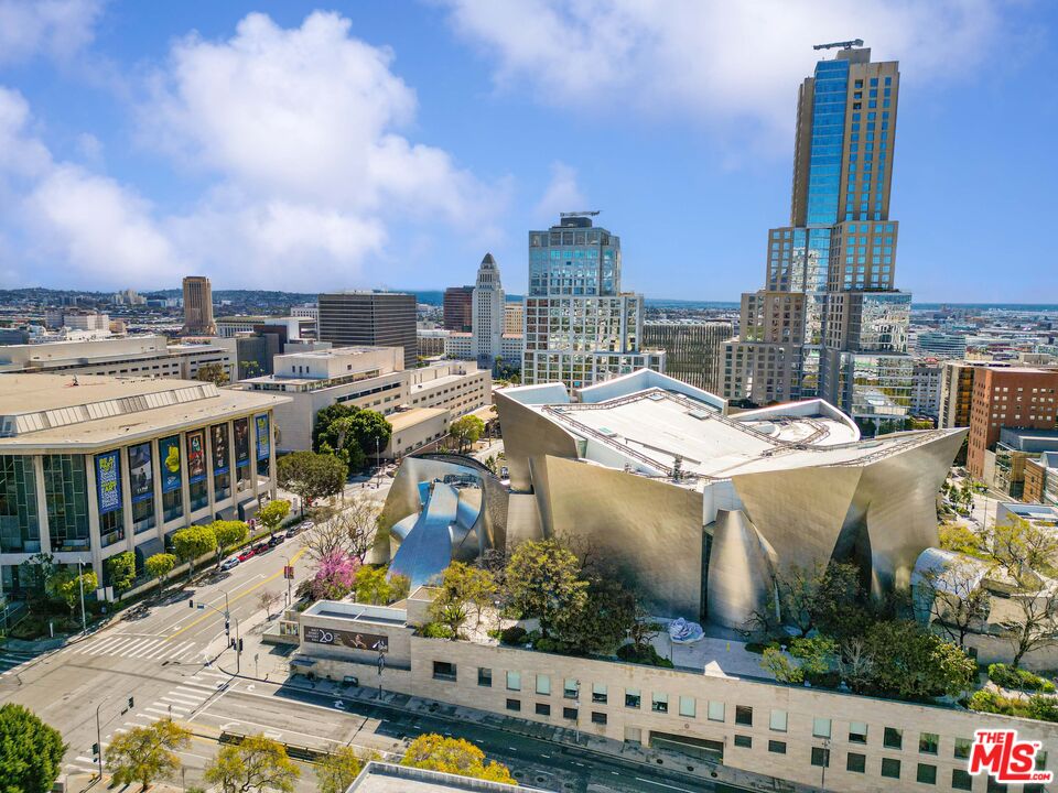 800 W 1st St Unit: 905