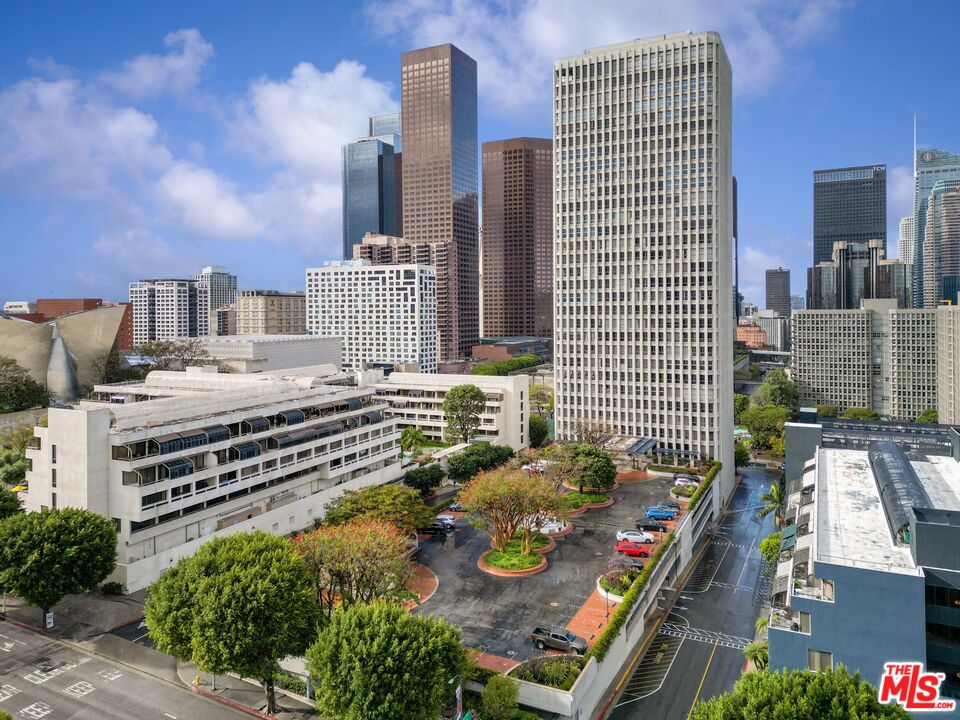 800 W 1st St Unit: 905