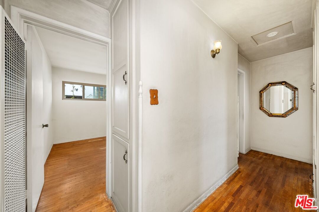 631 W Pine Ave