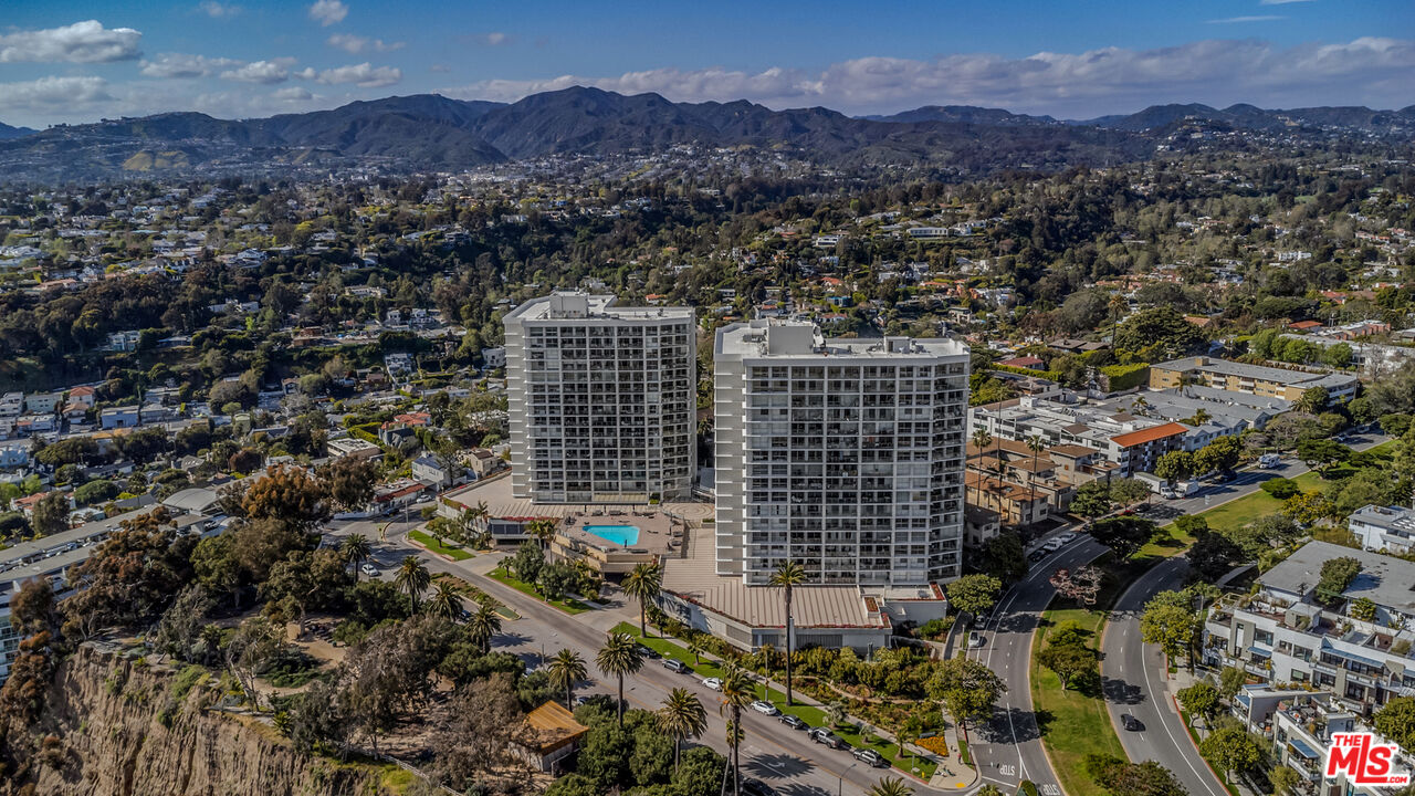 201 Ocean Ave Unit: 703B