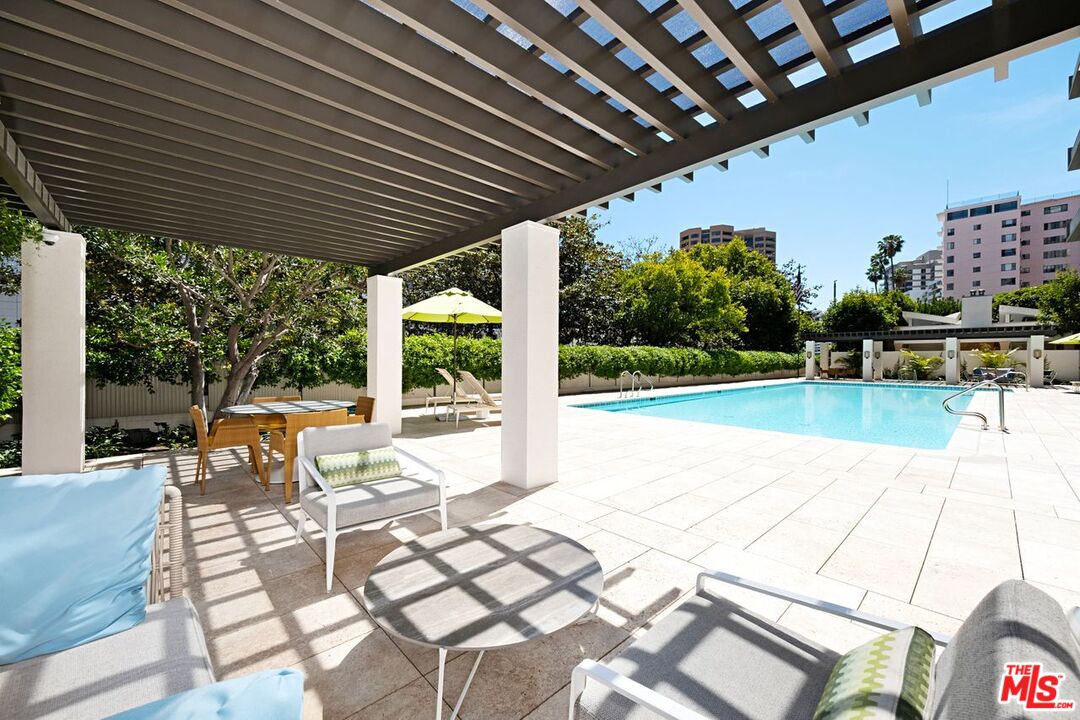 10375 Wilshire Blvd Unit: 11F