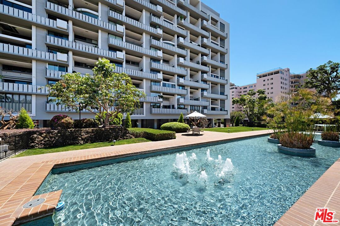10375 Wilshire Blvd Unit: 11F