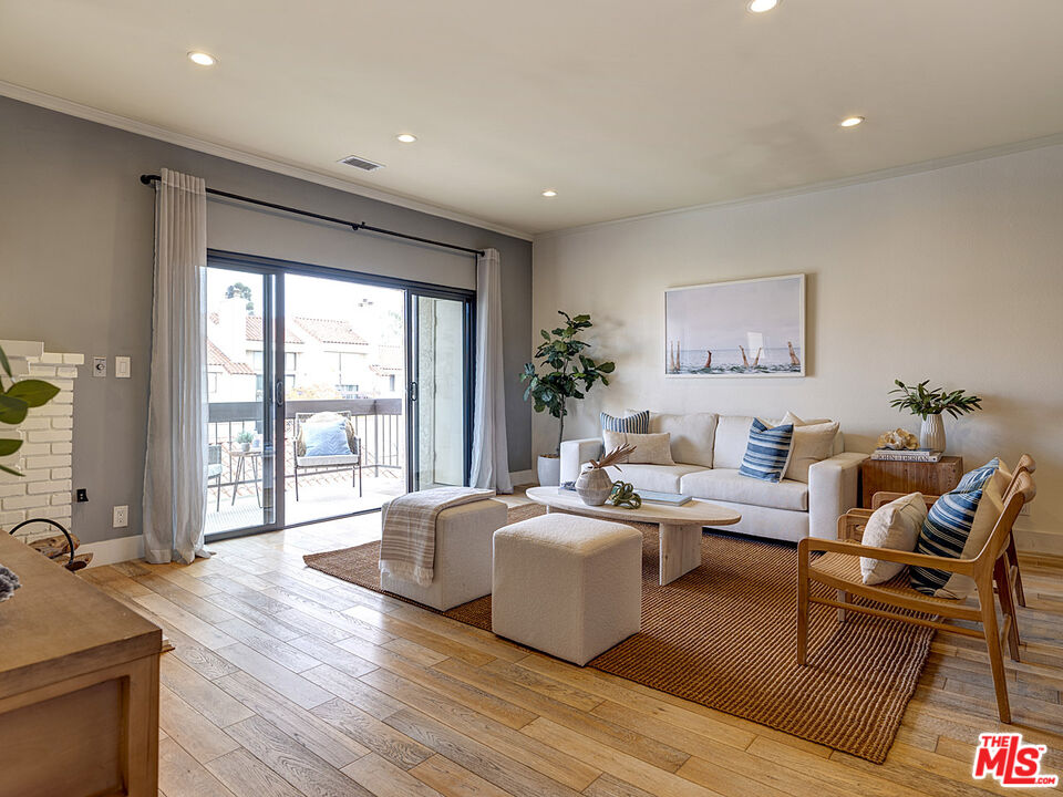 8180 Manitoba St Unit: 353