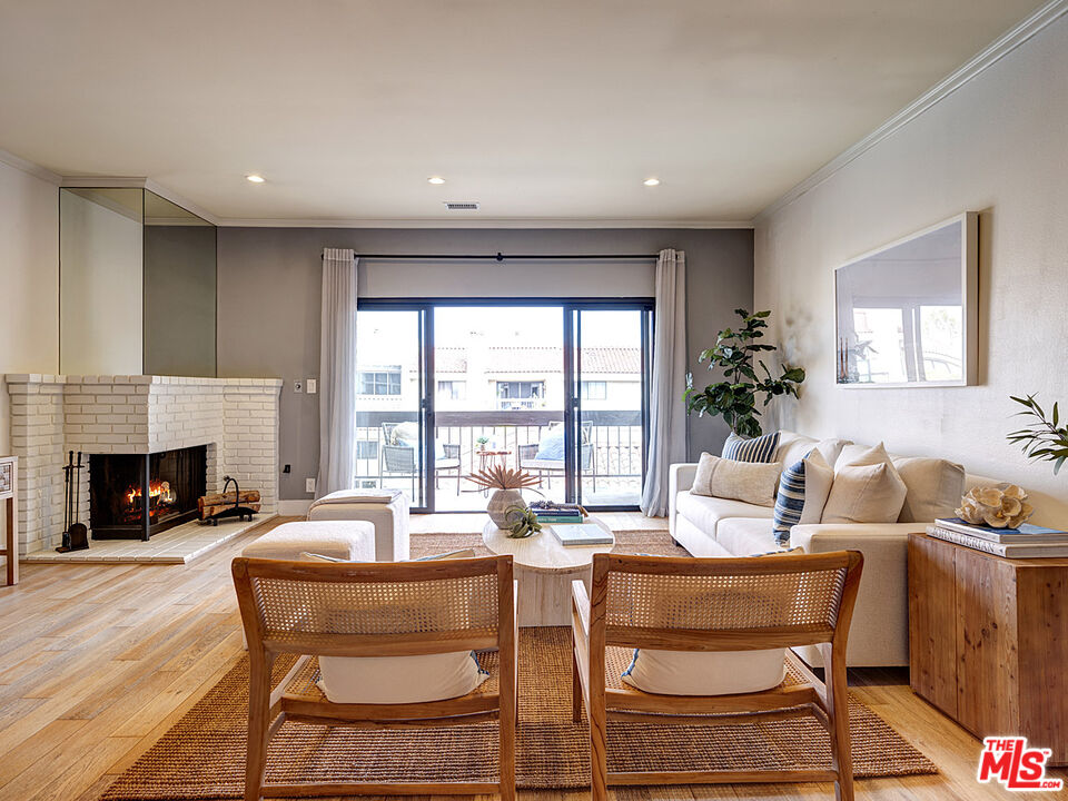 8180 Manitoba St Unit: 353