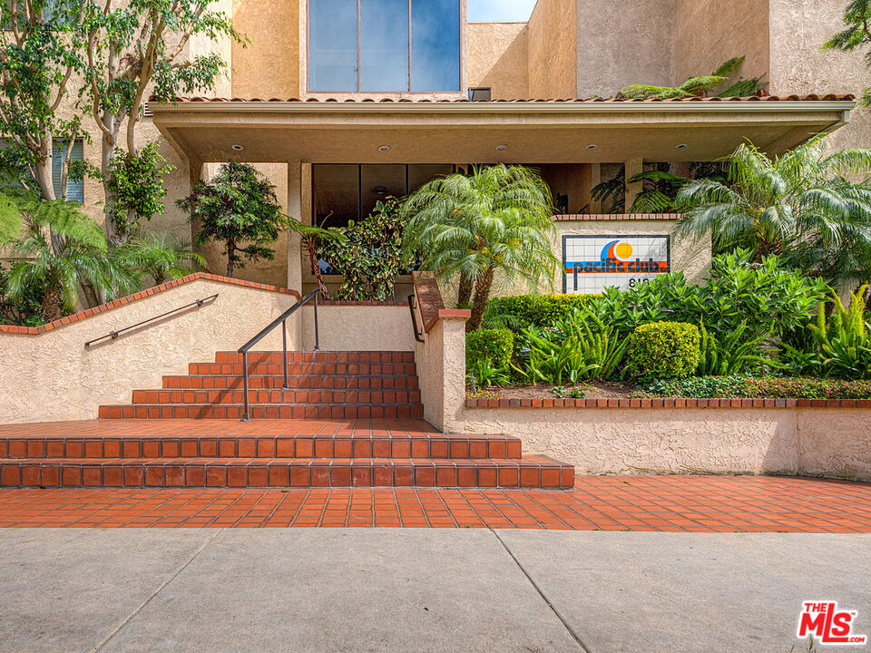 8180 Manitoba St Unit: 353