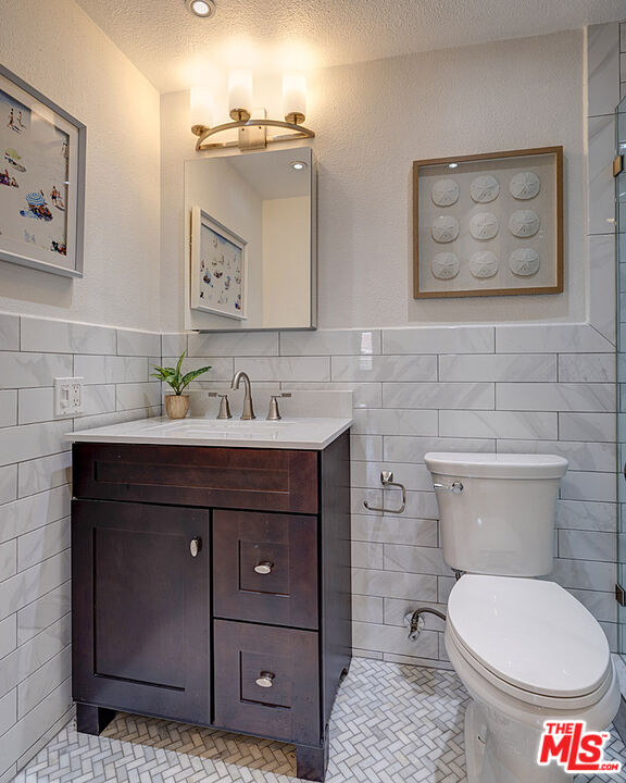 8180 Manitoba St Unit: 353