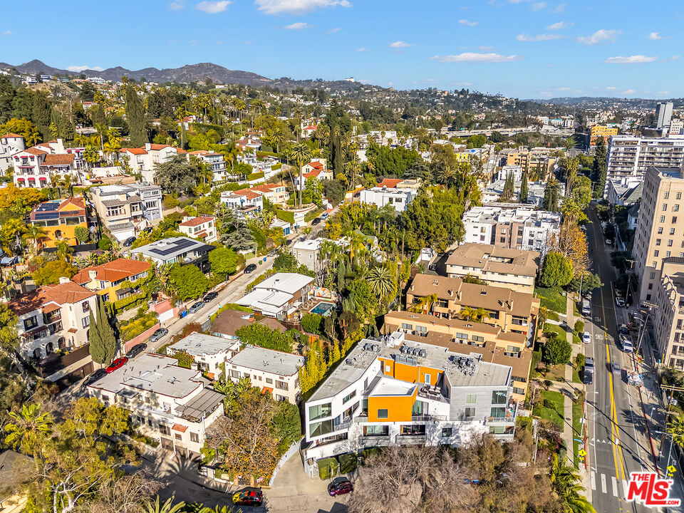6683 Franklin Ave Unit: 6