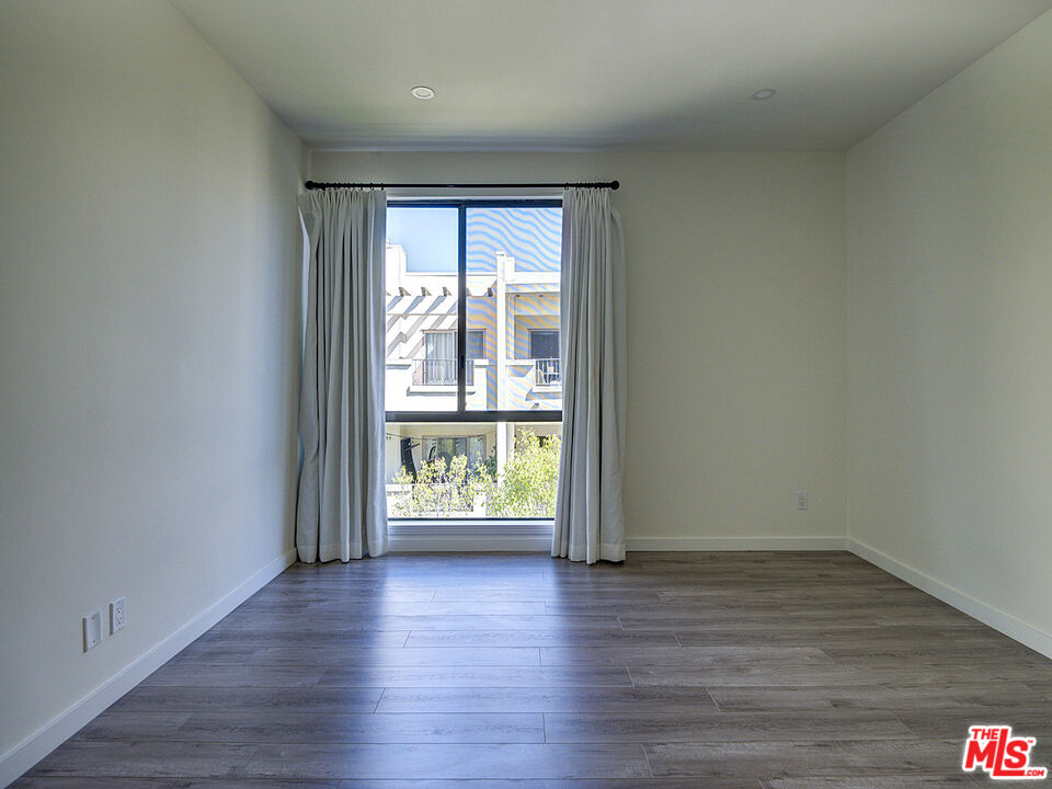 1830 Westholme Ave Unit: 307