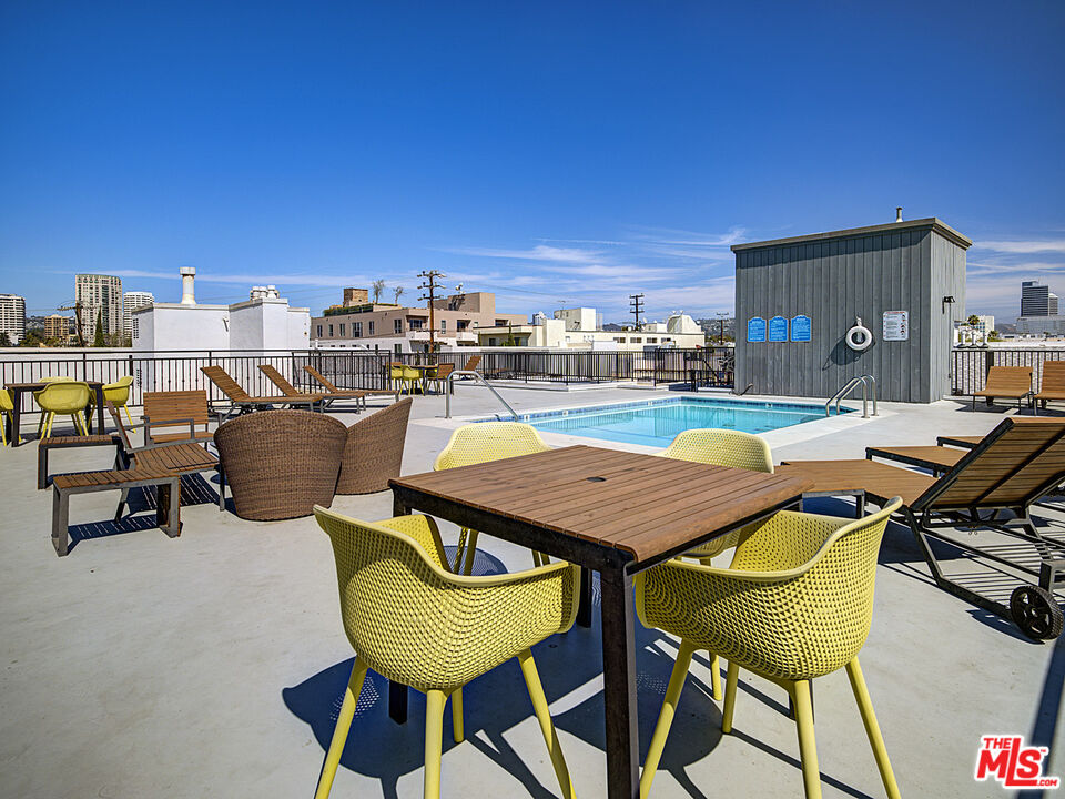 1830 Westholme Ave Unit: 307