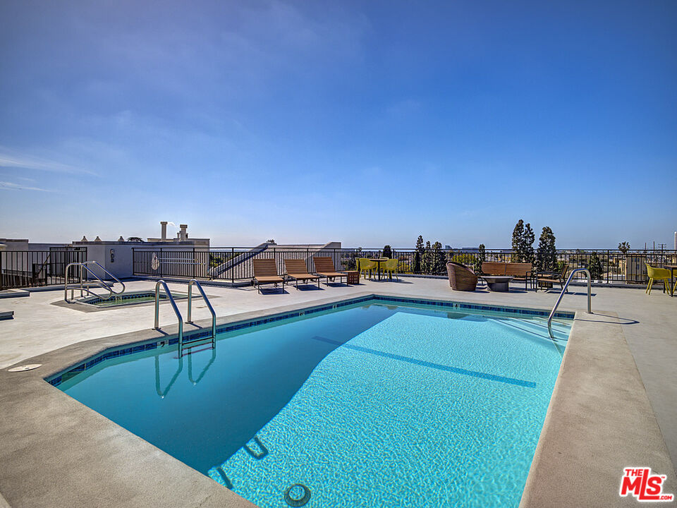 1830 Westholme Ave Unit: 307