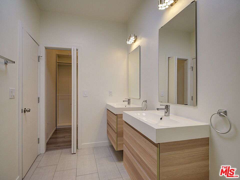 1830 Westholme Ave Unit: 307