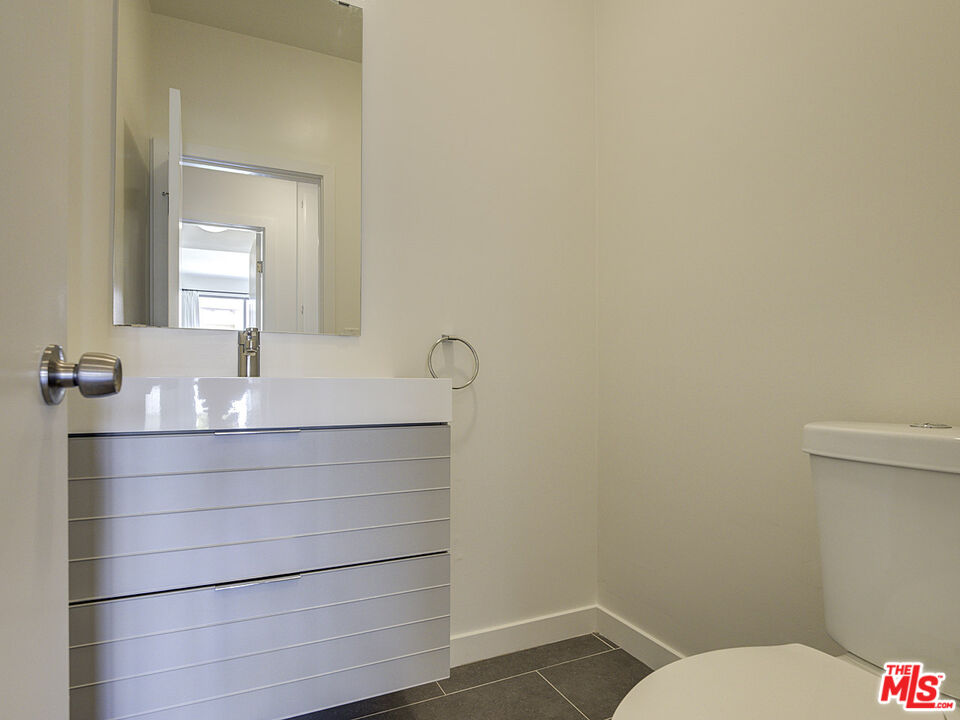 1830 Westholme Ave Unit: 307