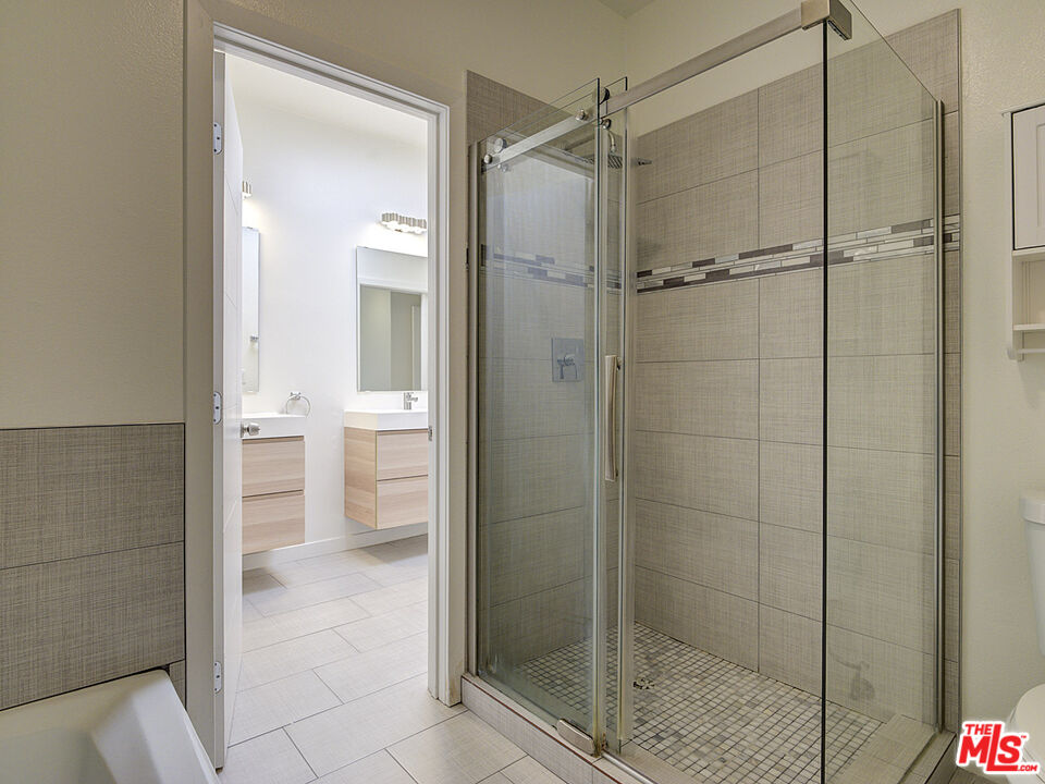 1830 Westholme Ave Unit: 307