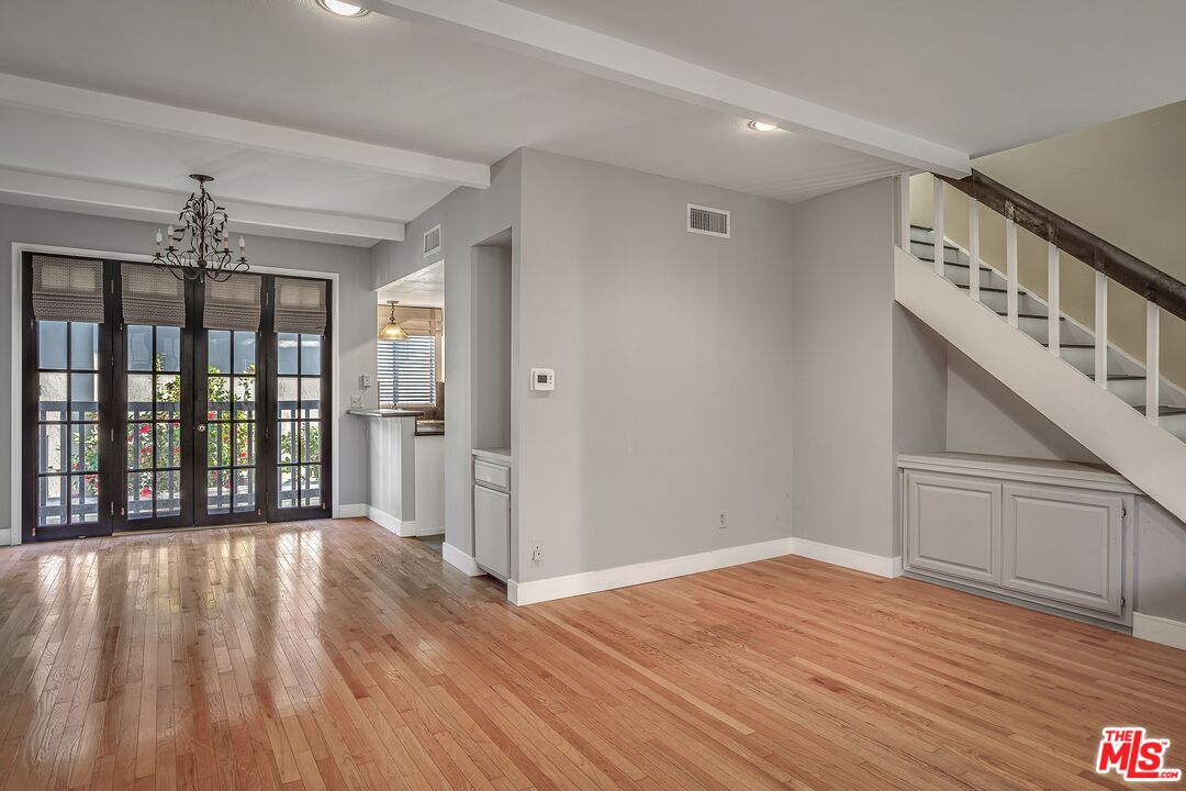 945 21st St Unit: 12