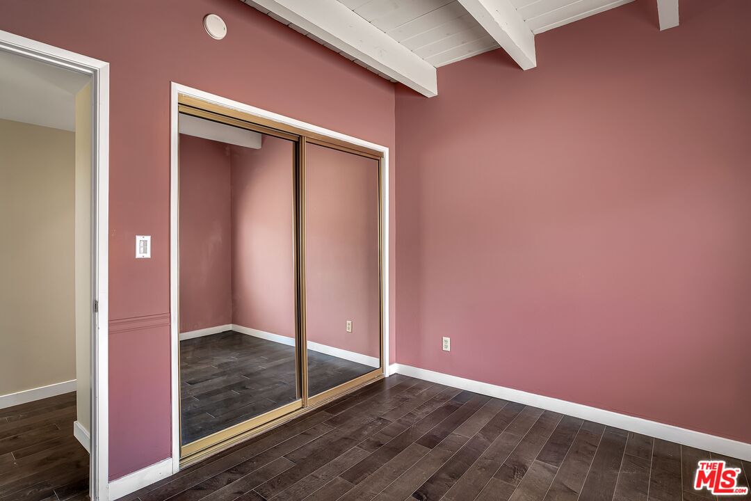 945 21st St Unit: 12